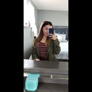 Meet your Posher, Gabby